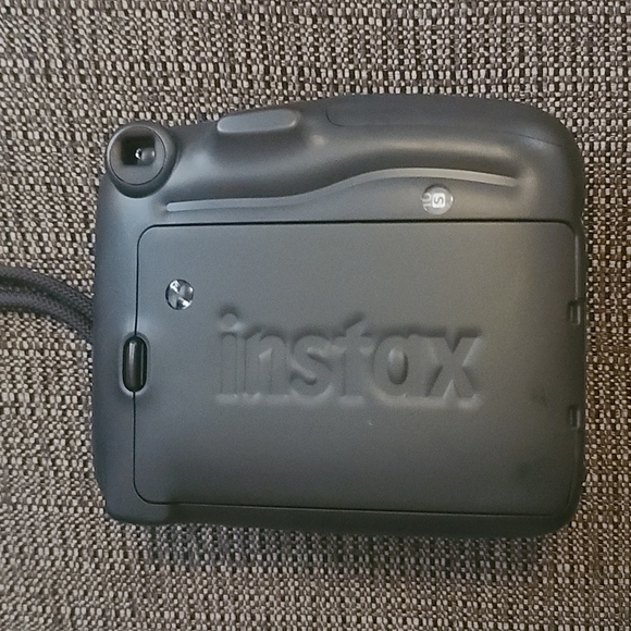 Instax mini 11 Instant camera - Picture 2 of 4